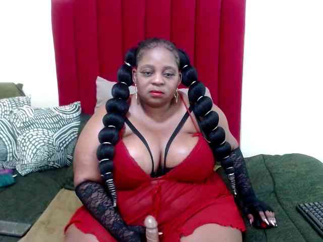 BustyBoobs webcam
