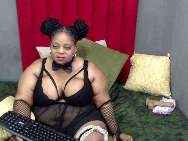 BustyBoobs webcam