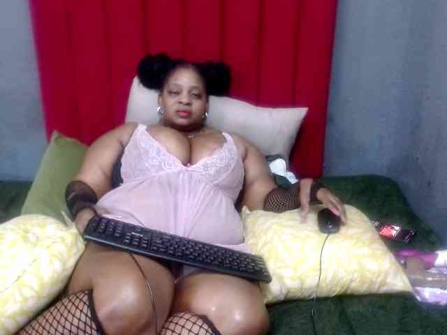BustyBoobs webcam