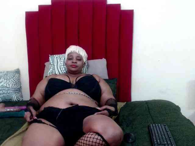 BustyBoobs webcam