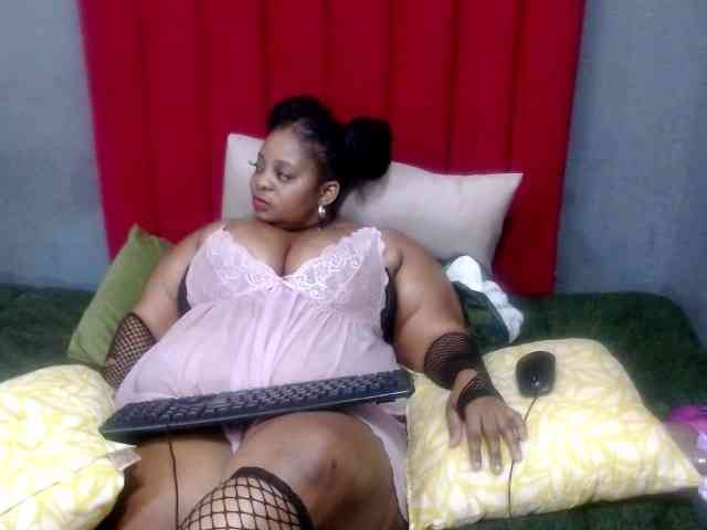 BustyBoobs webcam