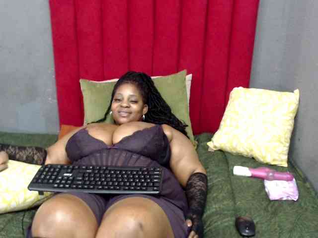BustyBoobs webcam