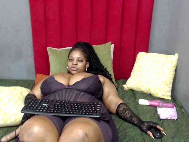 BustyBoobs webcam