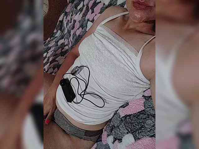Sweet00Cherry webcam