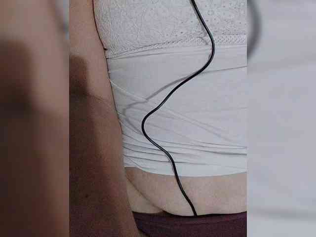Sweet00Cherry webcam