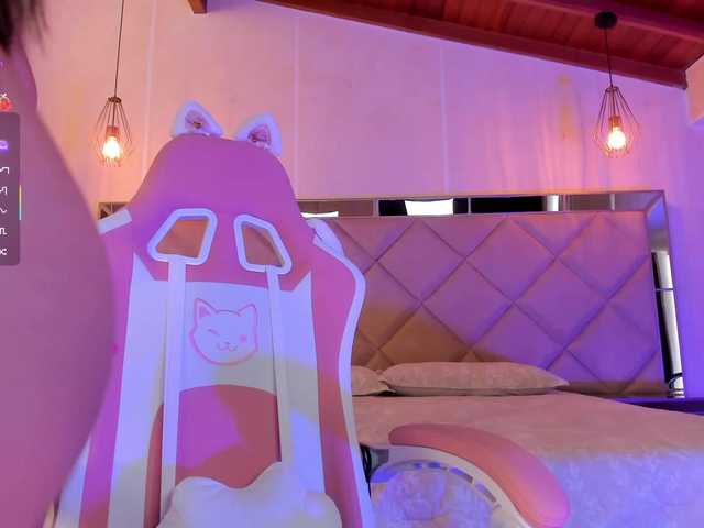 MaddyOwens Live Cam on BongaCams