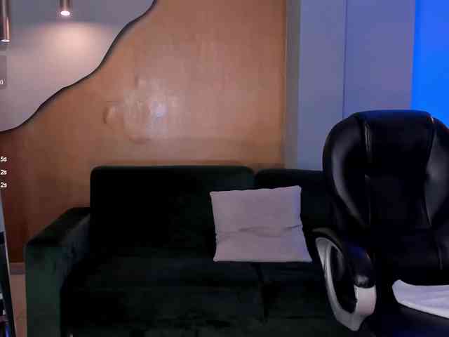 webcam striptease MaddyOwens