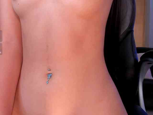 MaddyOwens Live Webcam on BongaCams