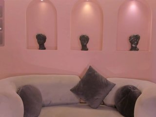 ZoeArmstrong Porn Show