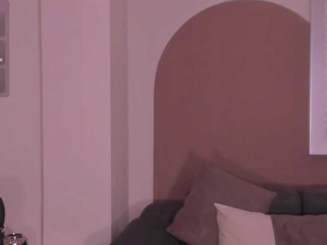 ZoeArmstrong on BongaCams 