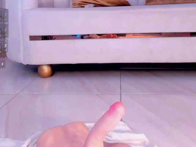 ZoeArmstrong webcam