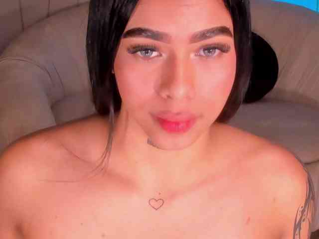 ZoeArmstrong Live Webcam on BongaCams