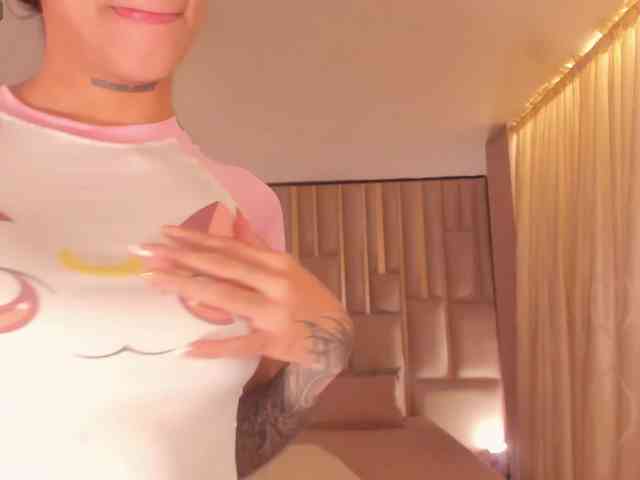 ZoeArmstrong webcam