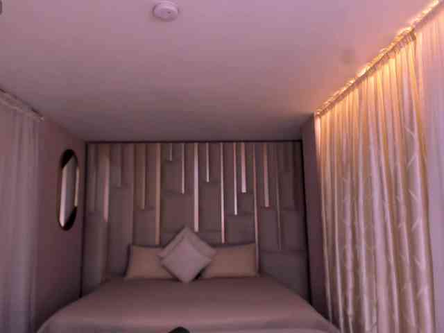 ZoeArmstrong webcam