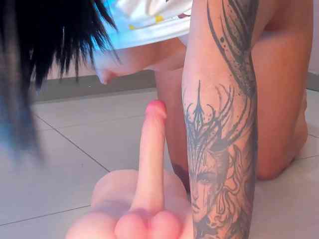 ZoeArmstrong webcam