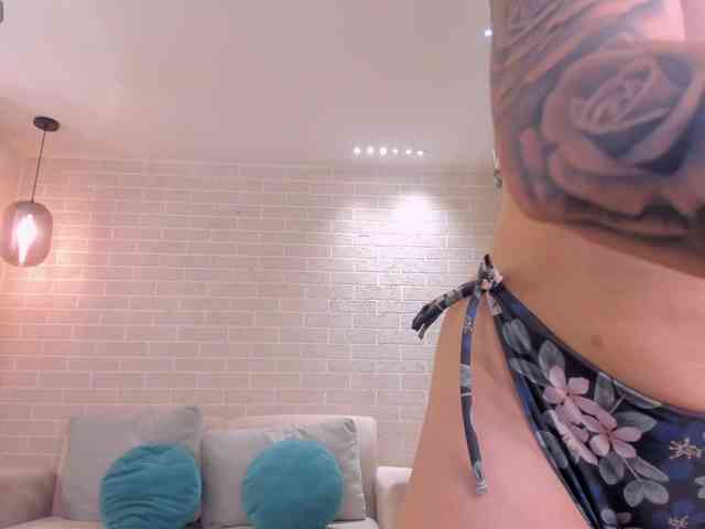 private live cam CorinaJames