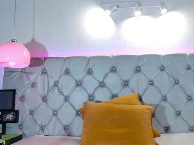 MariaJoseWalkerC webcam