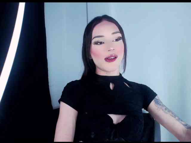 Decameron-Luxury Live Webcam on BongaCams