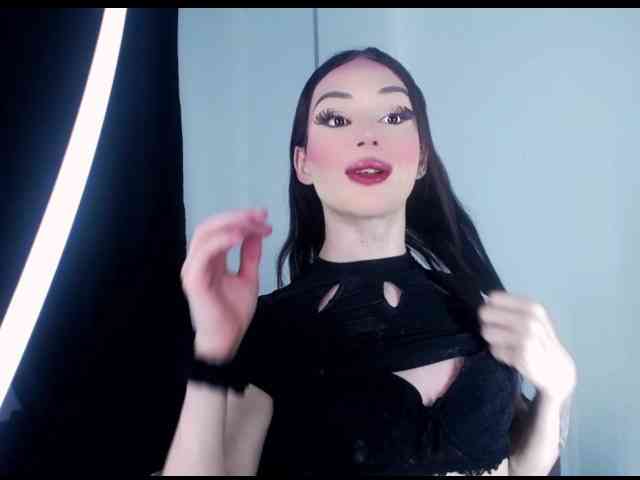 Decameron-Luxury Live Webcam on BongaCams