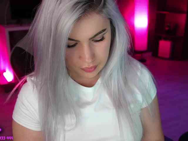 aminahaze webcam