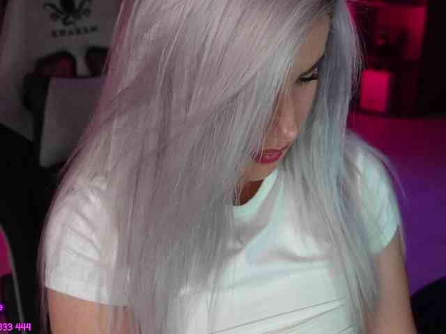 aminahaze webcam