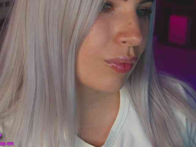 aminahaze webcam