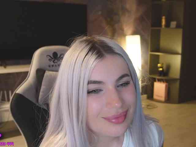 aminahaze webcam