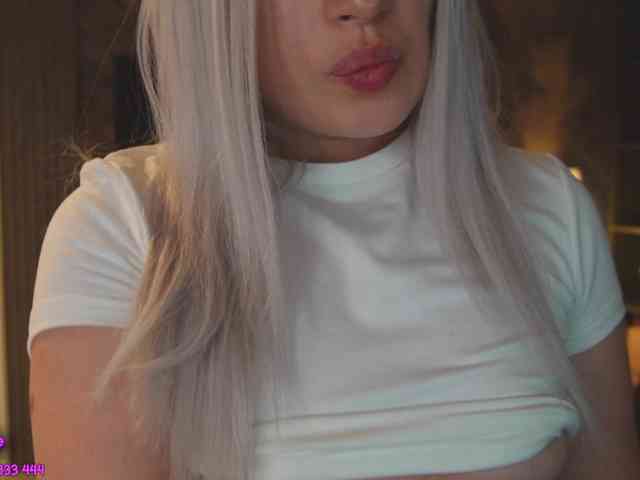 aminahaze webcam