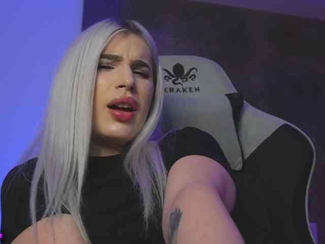 aminahaze webcam