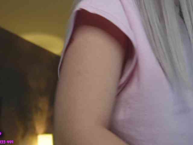 aminahaze webcam