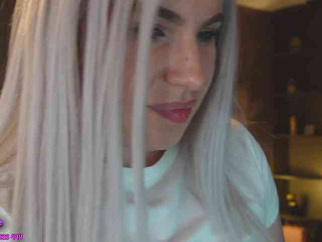 aminahaze webcam