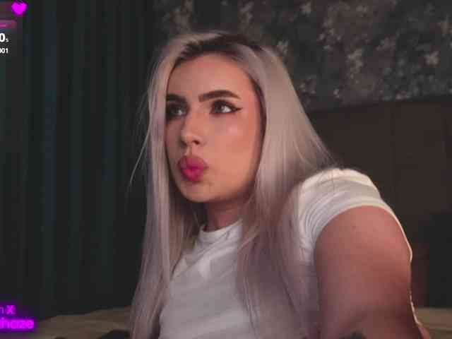 aminahaze webcam