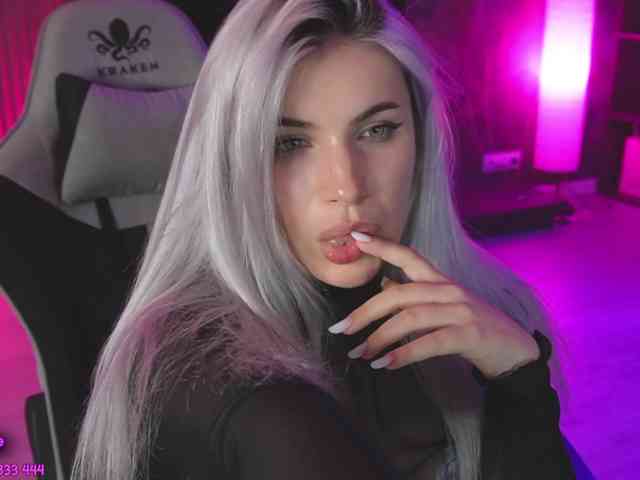 aminahaze webcam