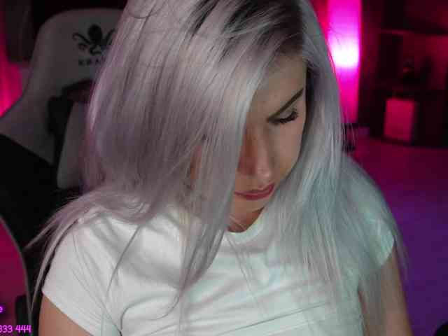 aminahaze webcam
