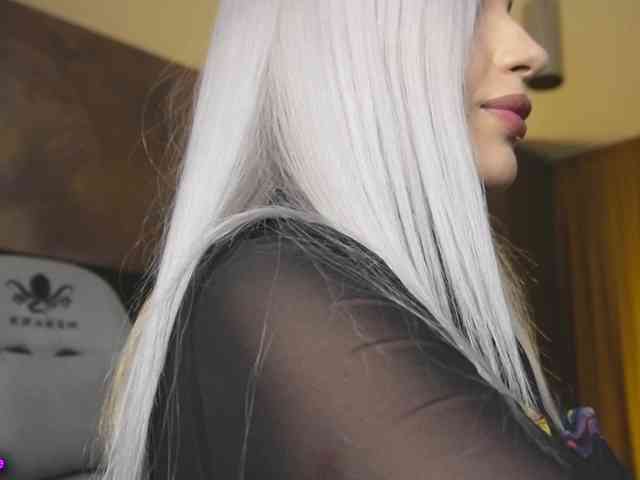 aminahaze webcam