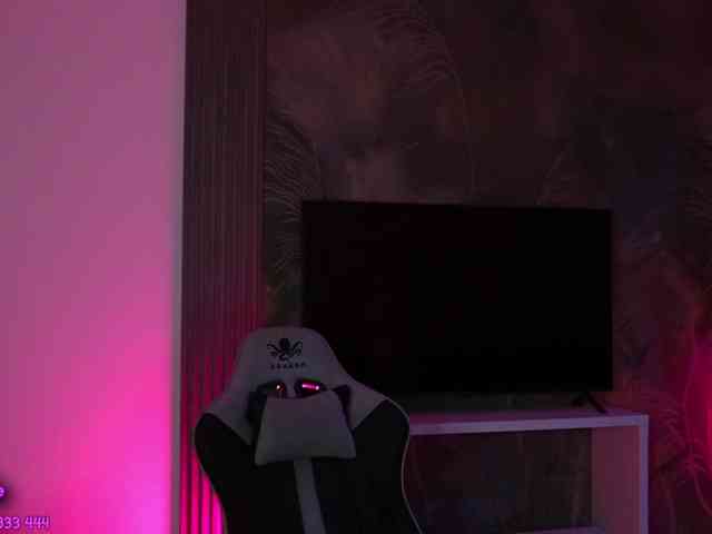 aminahaze webcam