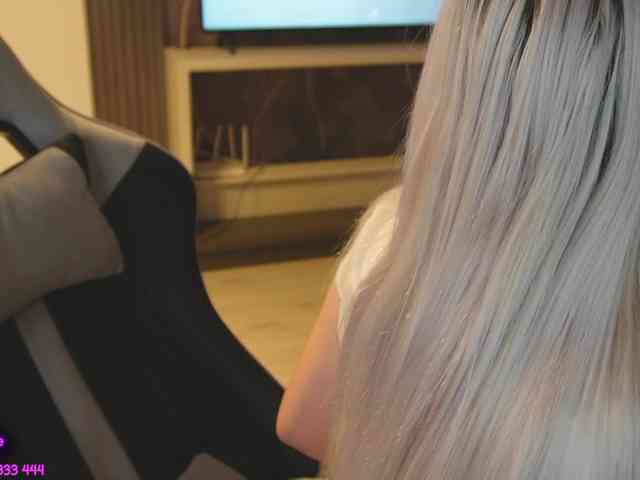 aminahaze webcam
