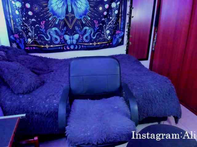 alicerose34 webcam