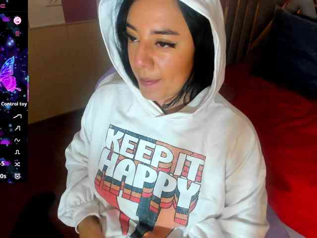 jazmin-white webcam