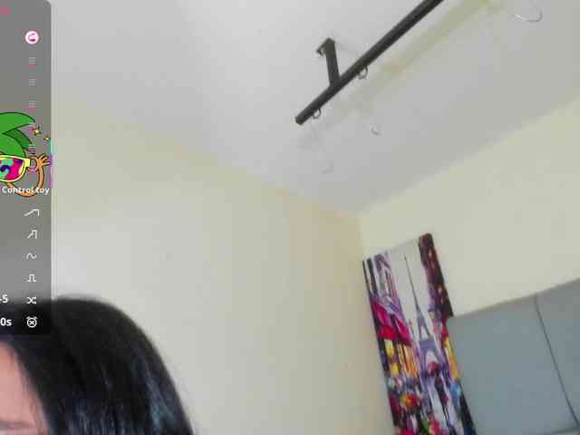 jazmin-white webcam