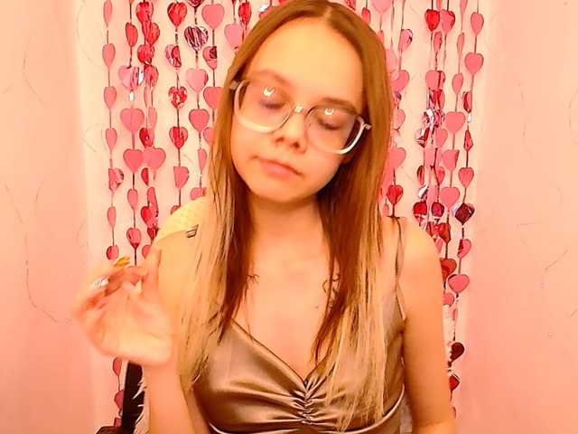 LollyPolly's BongaCams show and profile