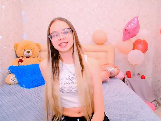 LollyPolly's BongaCams show and profile