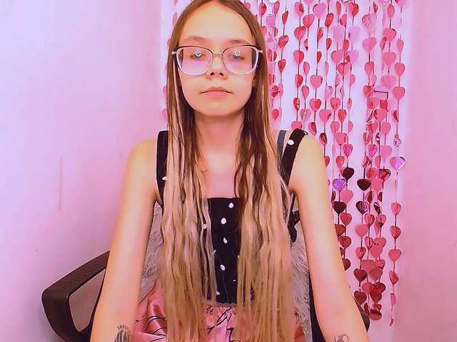 LollyPolly's BongaCams show and profile