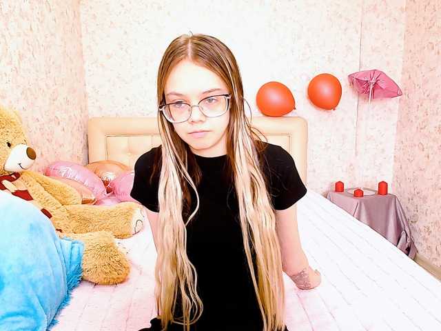 LollyPolly's BongaCams show and profile