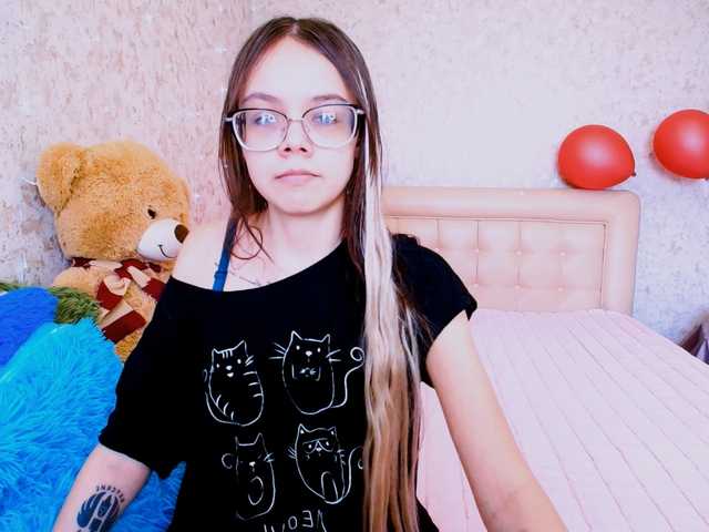LollyPolly's BongaCams show and profile