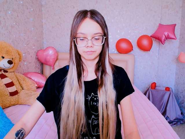 LollyPolly's BongaCams show and profile