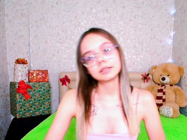 LollyPolly's BongaCams show and profile