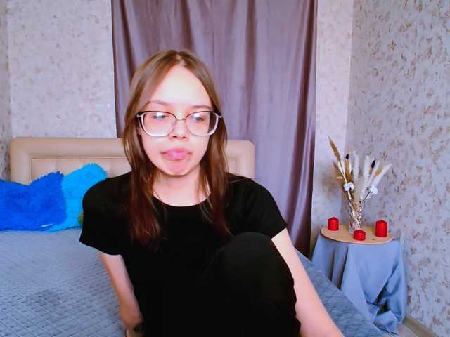 LollyPolly's BongaCams show and profile