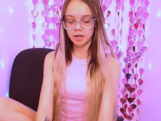 LollyPolly's BongaCams show and profile