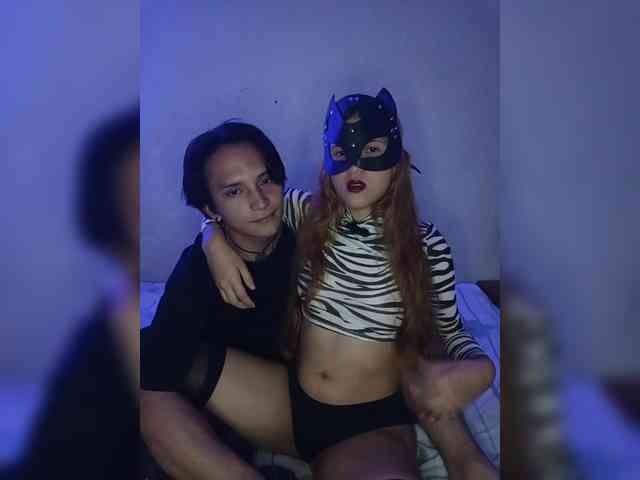 Kitty-midnight webcam